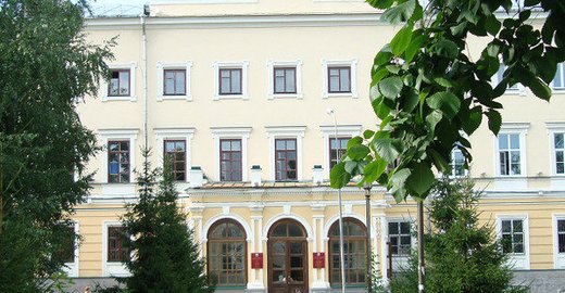 Медицинский центр на товарищеском
