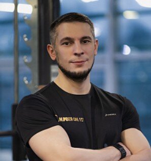 Акшин Шихвердиев