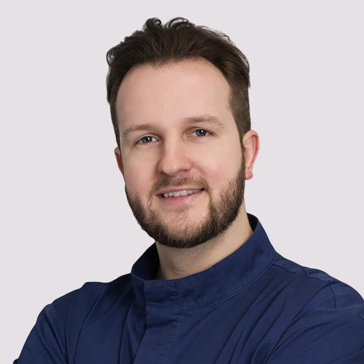 Роман Игоревич Антонов