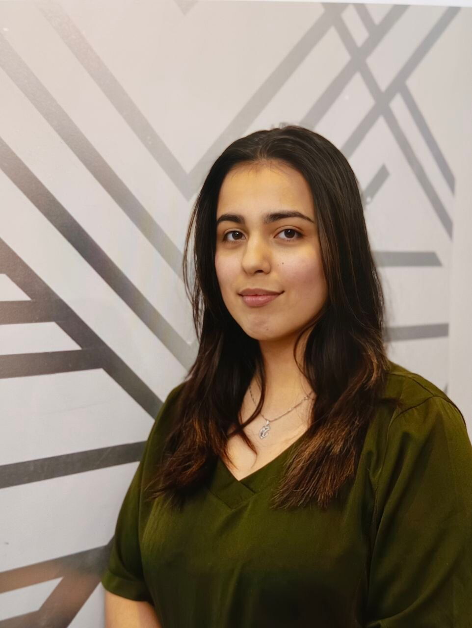 Камила Попова