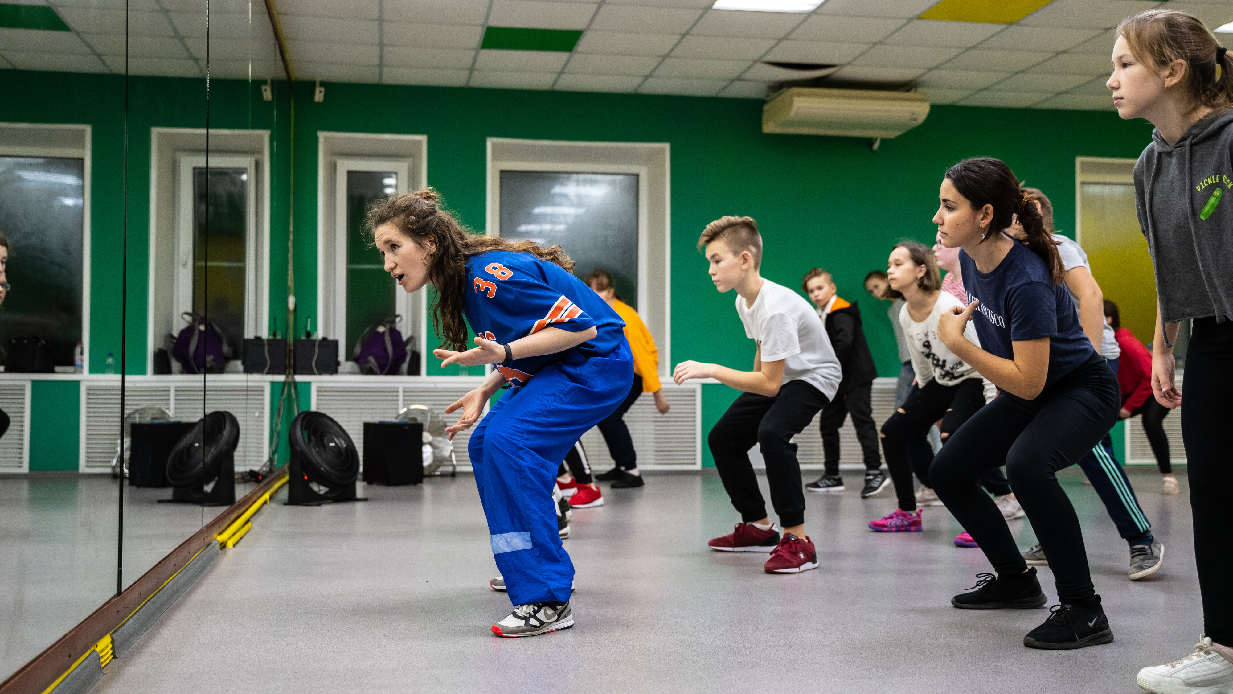 Фитнес клубы со Street dance в Сормовском районе – Уроки уличных танцев: 3  фитнес клуба, 1 отзыв, фото – Нижний Новгород – Zoon.ru