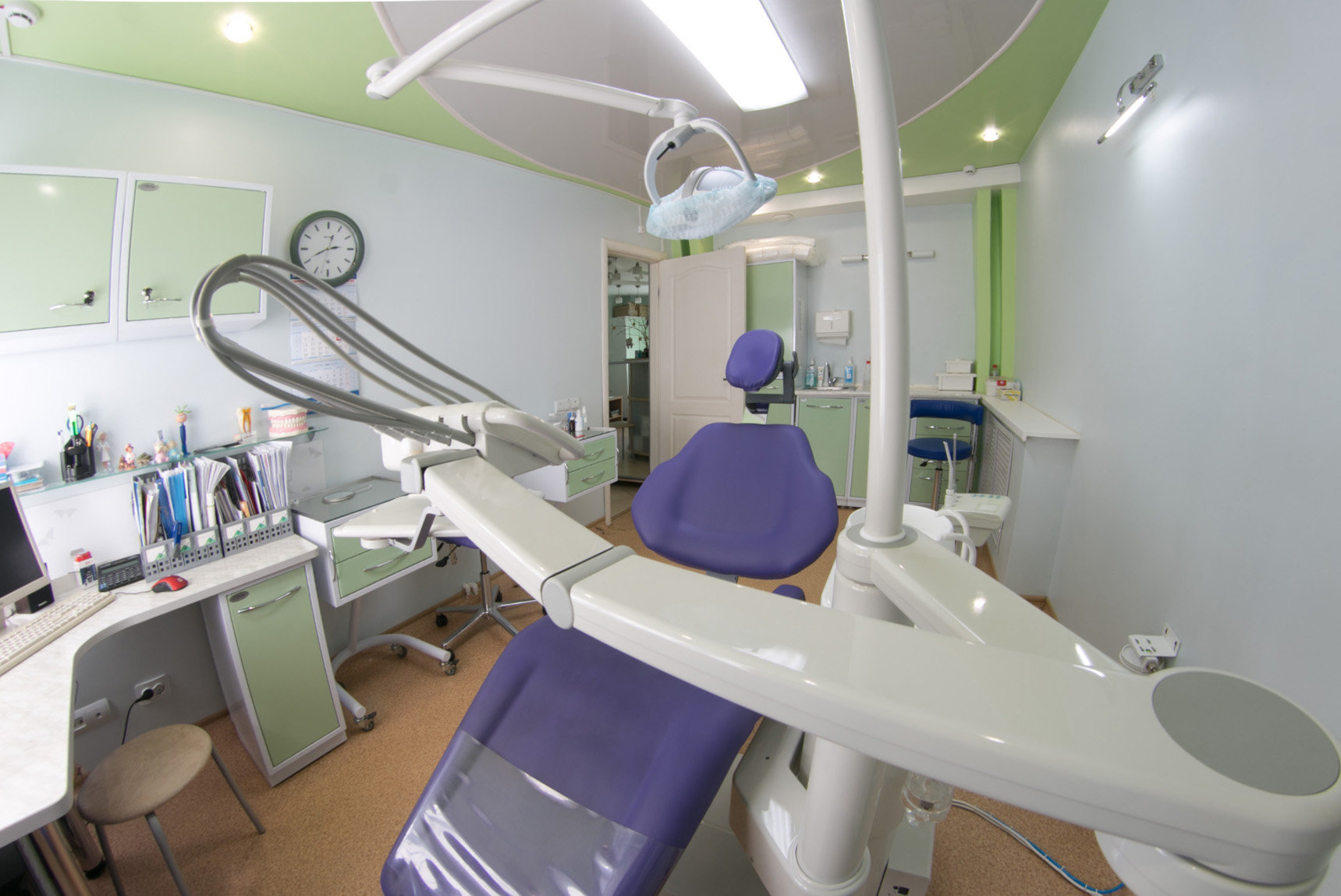 клиника на молодежной. вип дент ижевск. стоматологические клиники ижевск. вип клиника. вип дент ижевск молодежная.