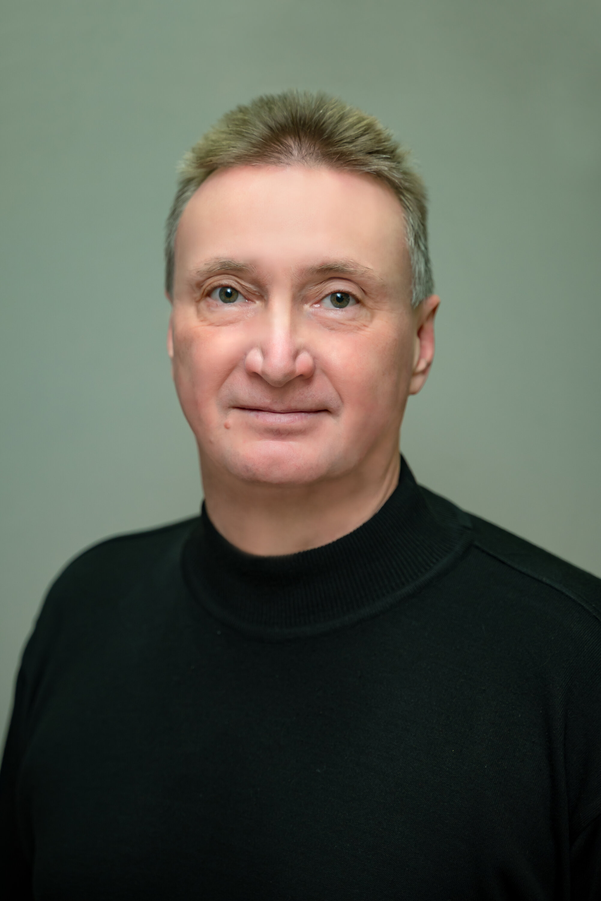 Михаил Валентинович Устинов