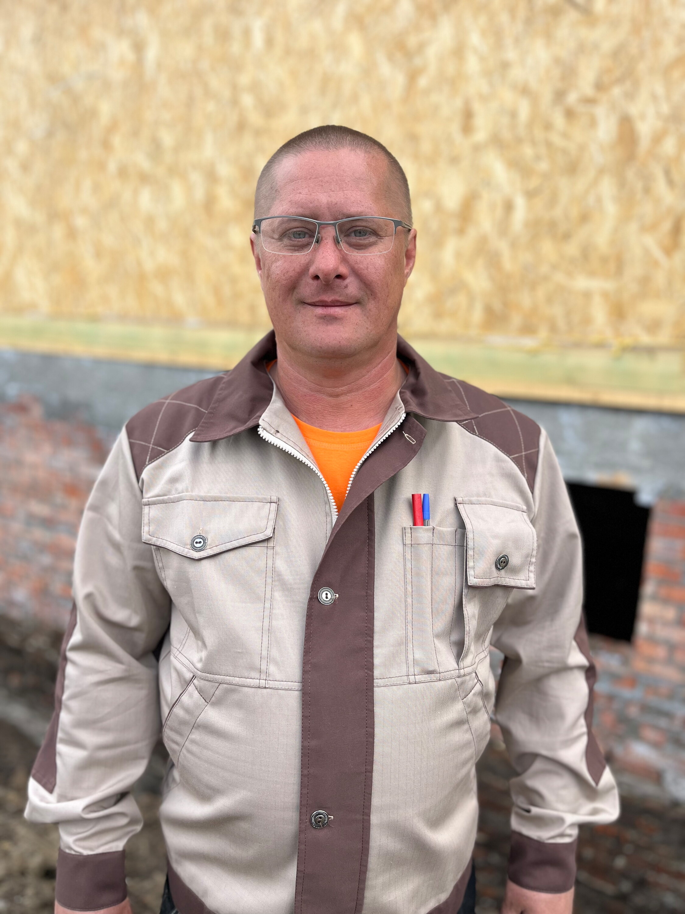 Олег Захаров