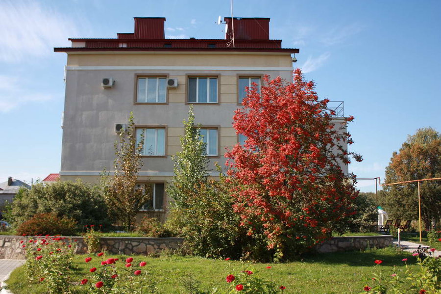 село горьковка. гостевой дом бережок лоо. бобровский район село слобода улица смоленская. мичуринск ул. слобода бобровский район.
