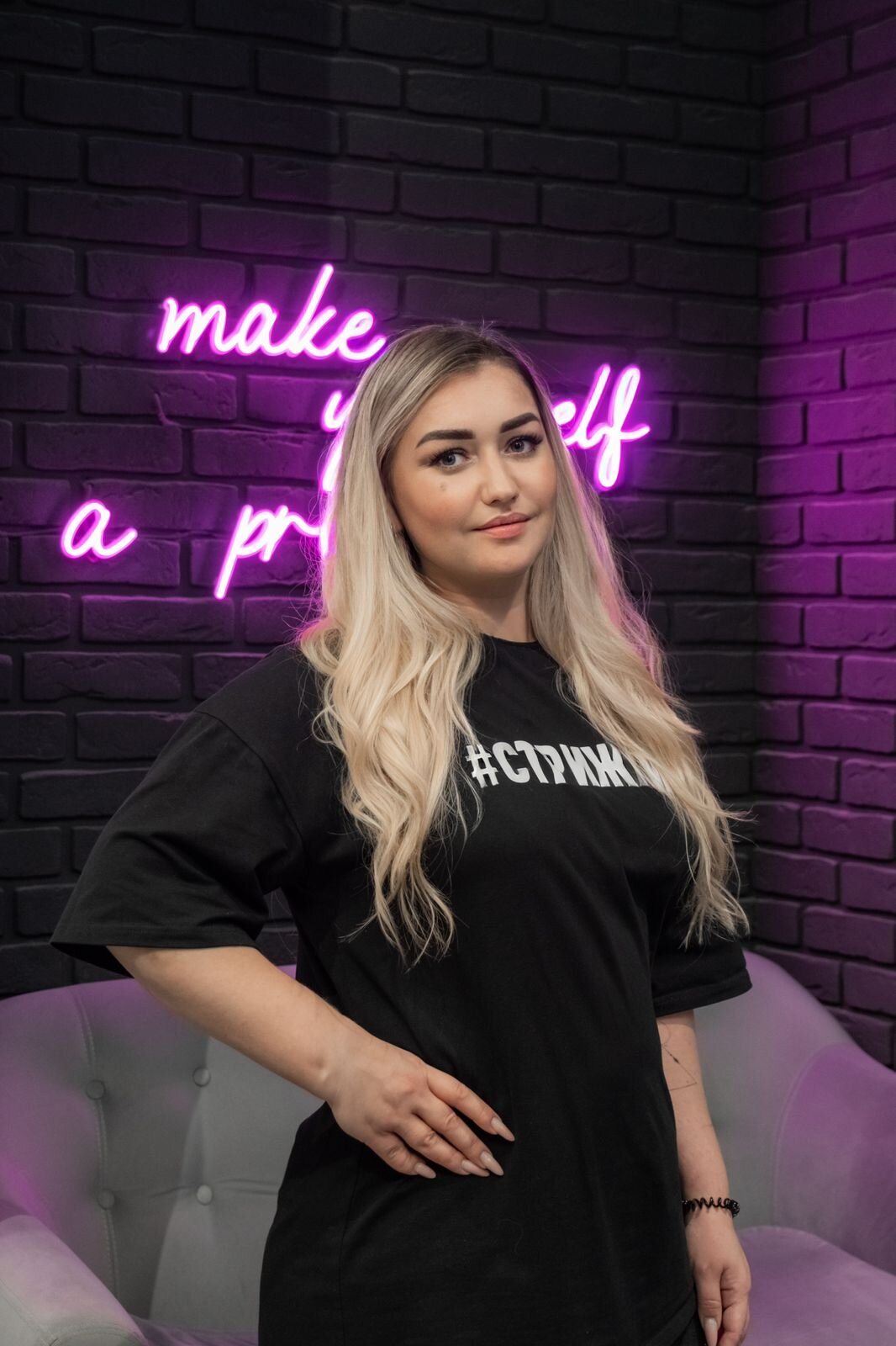 Анна Шутова