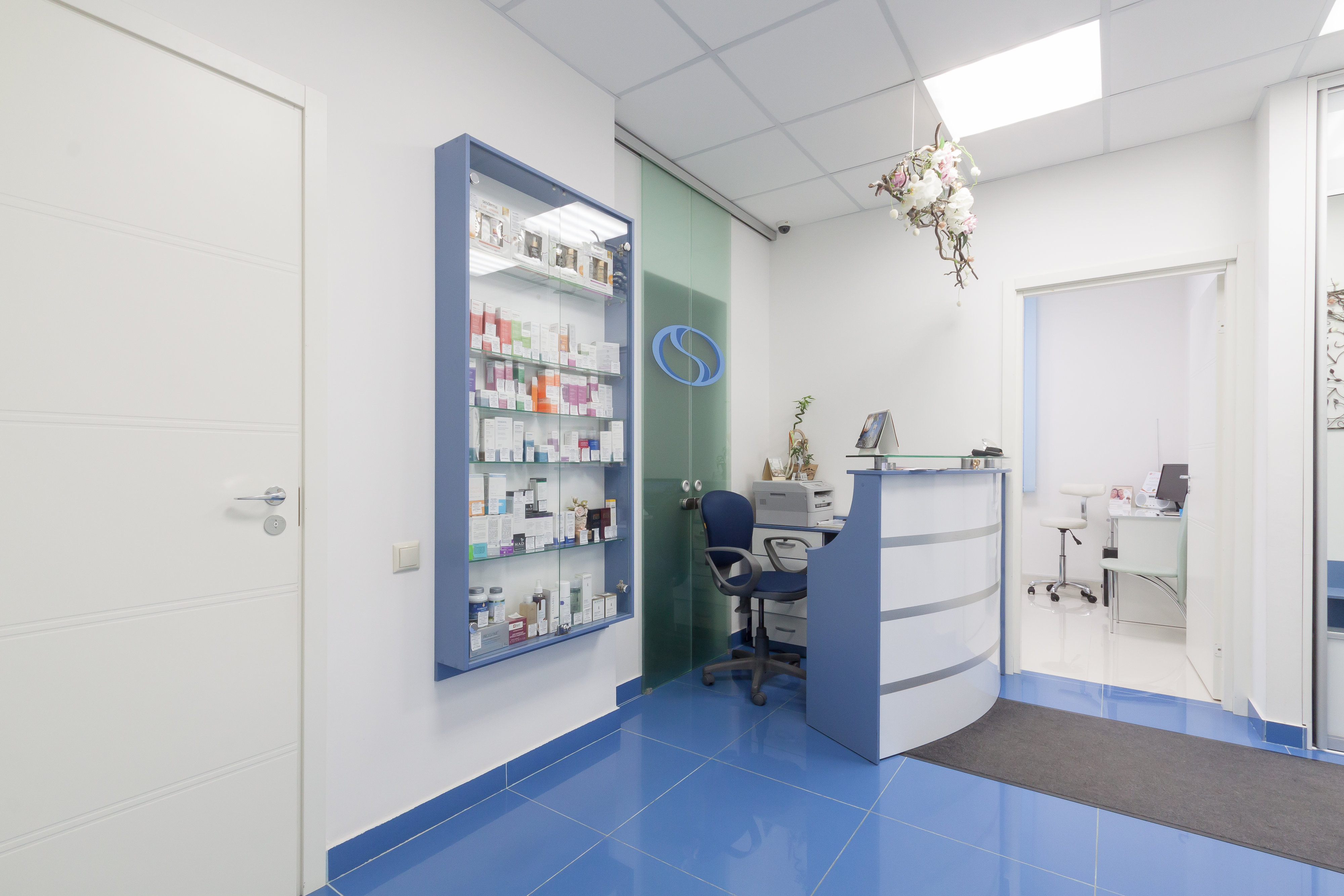 косметология визитка. лазерная эпиляция элос. гностическая хирургия. ультразвуковой пилинг. лазерная эпиляция дляженшин.