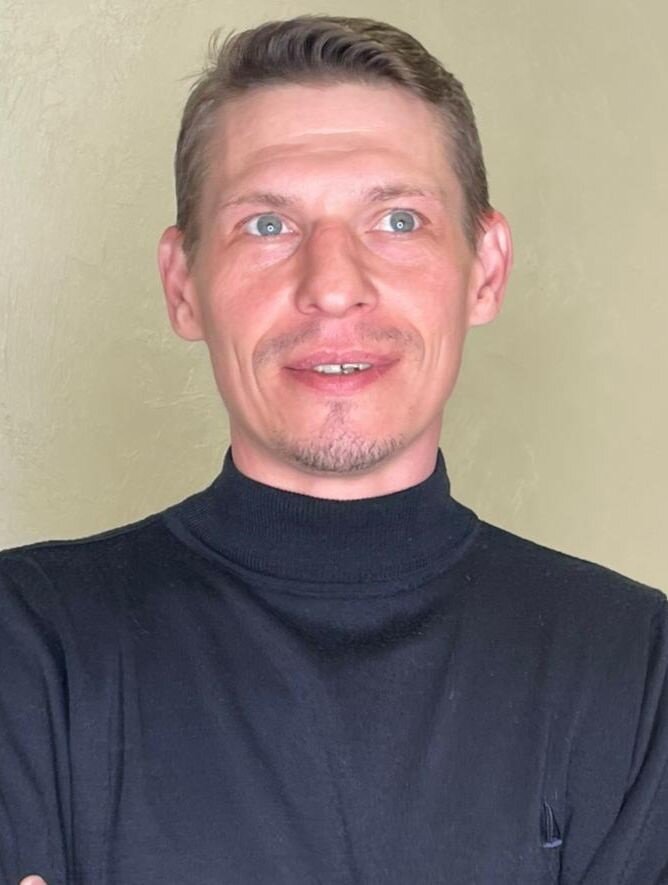 Дмитрий Знайченко