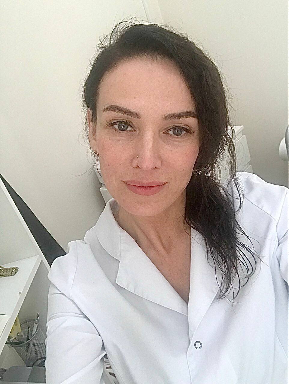 Ангелина Бадж