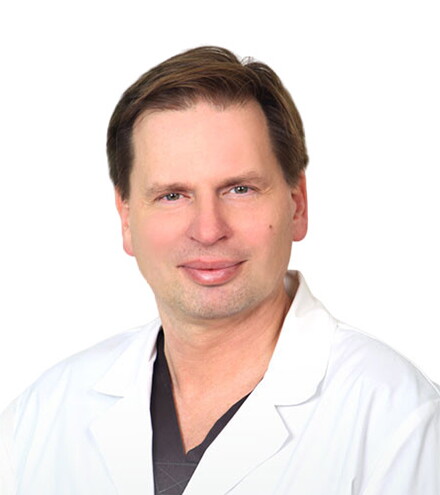 Антон Александрович Иванов