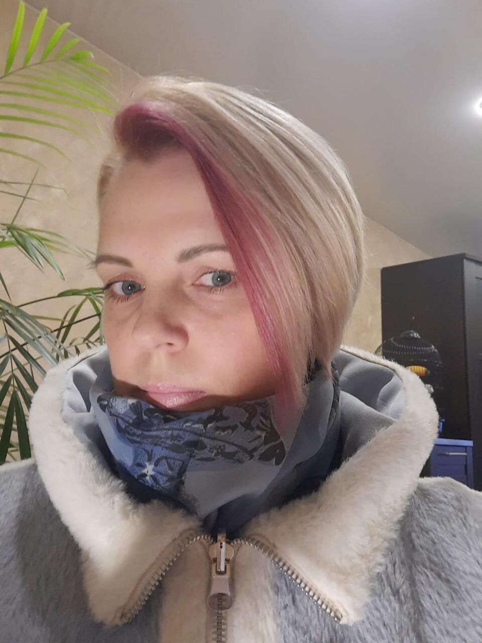 Елена Максимова