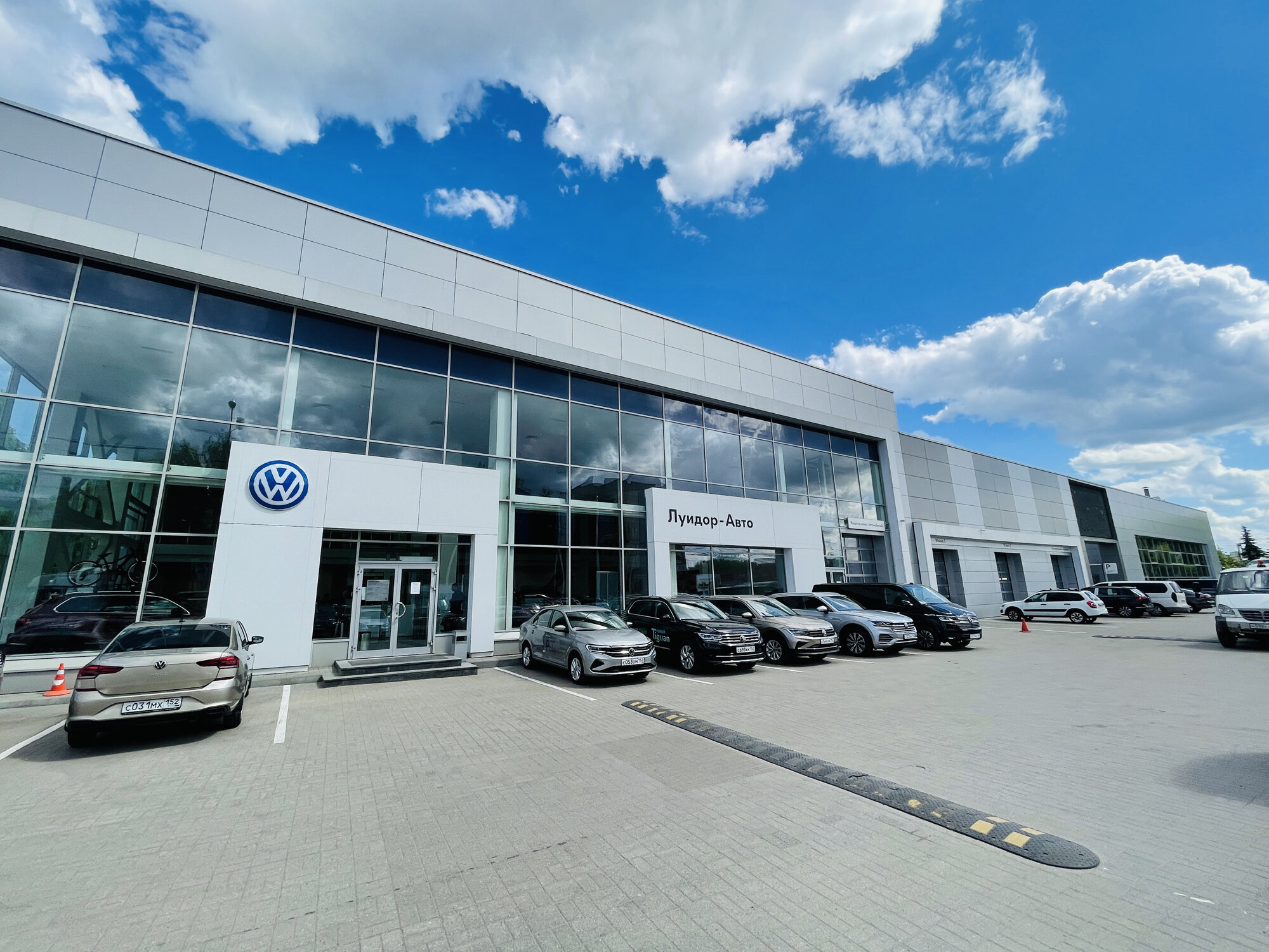 Купить Skoda Octavia в Нижнем Новгороде рядом со мной на карте, цены -  Купить в салоне Шкода Октавия: 135 автосервисов с адресами, отзывами и  рейтингом - Zoon.ru