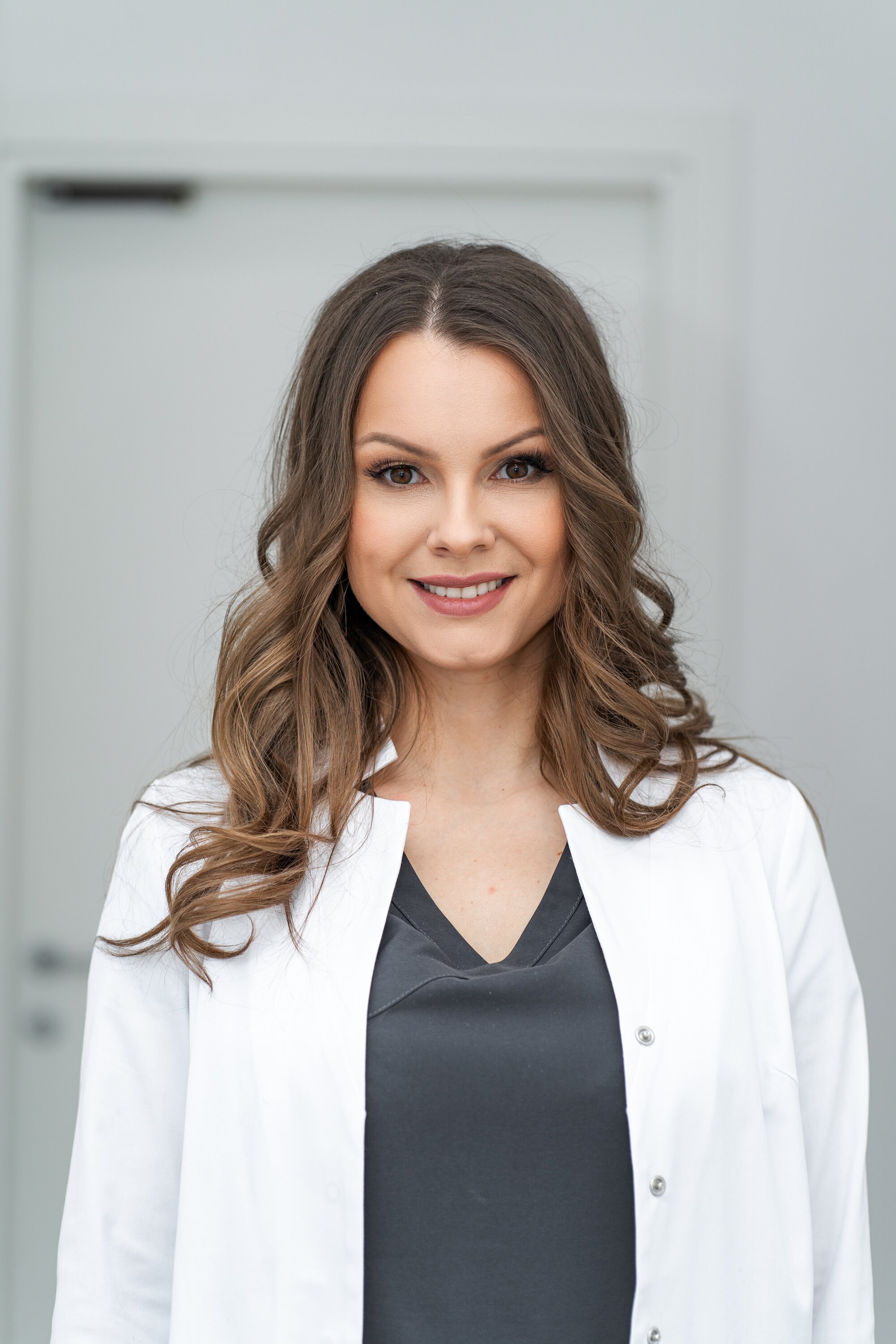 Поликлиники на профсоюзной москва. Delfi clinic. Delfi clinic. Delfi clinic. Профсоюзная 48 улан-удэ лаборатория.