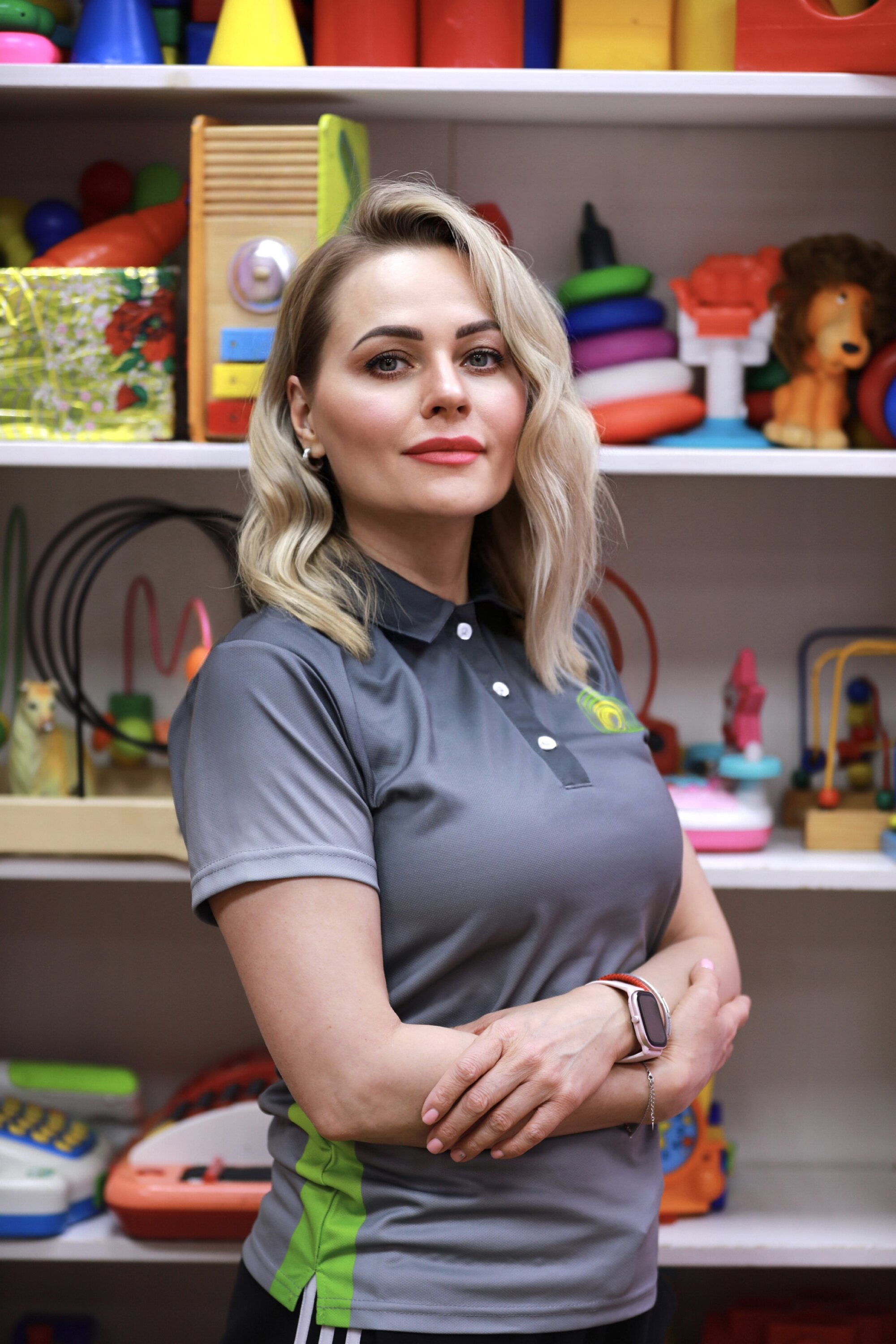 Елена Захарова