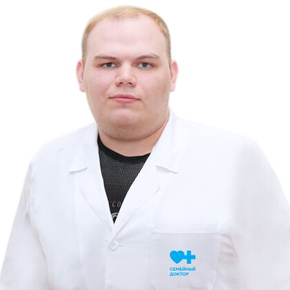 Андрей Олегович Довгалёв