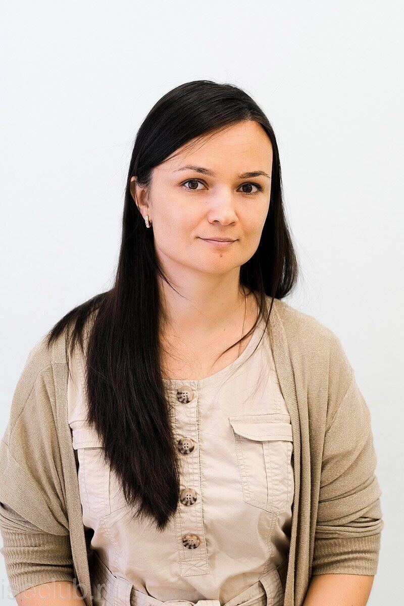 Елена Емельянова