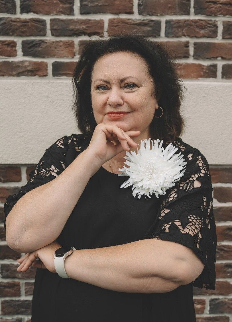 Лариса Юрьевна Тихонова