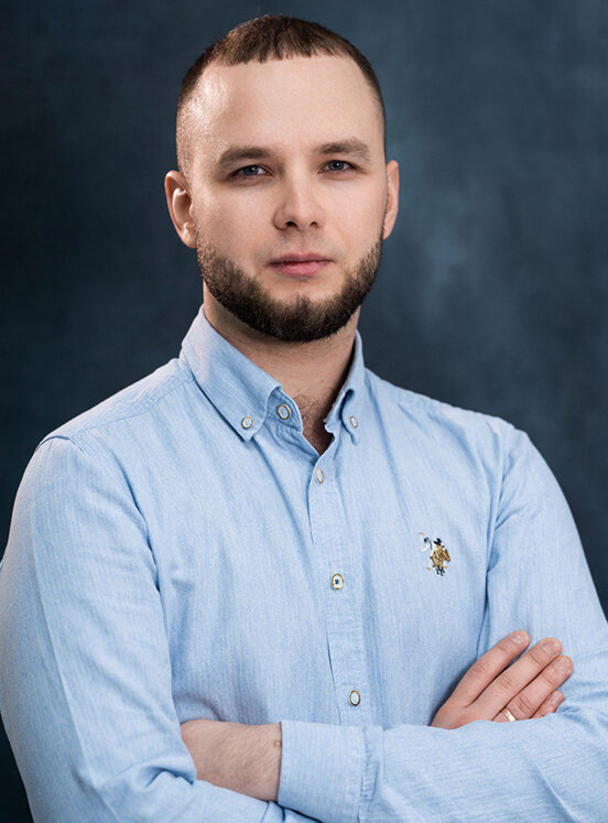 Марк Харюзов