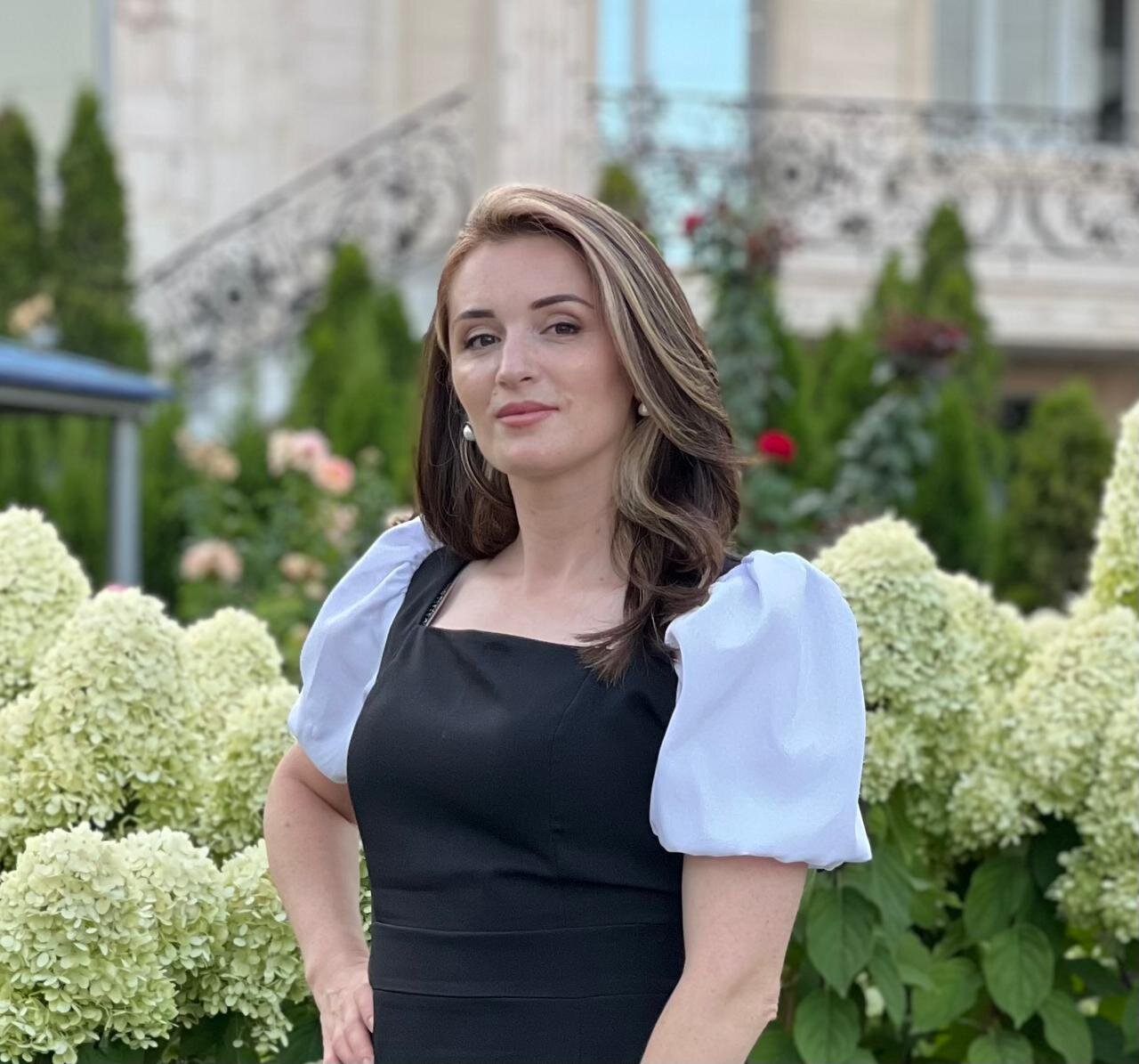 Соня Шахабутинова