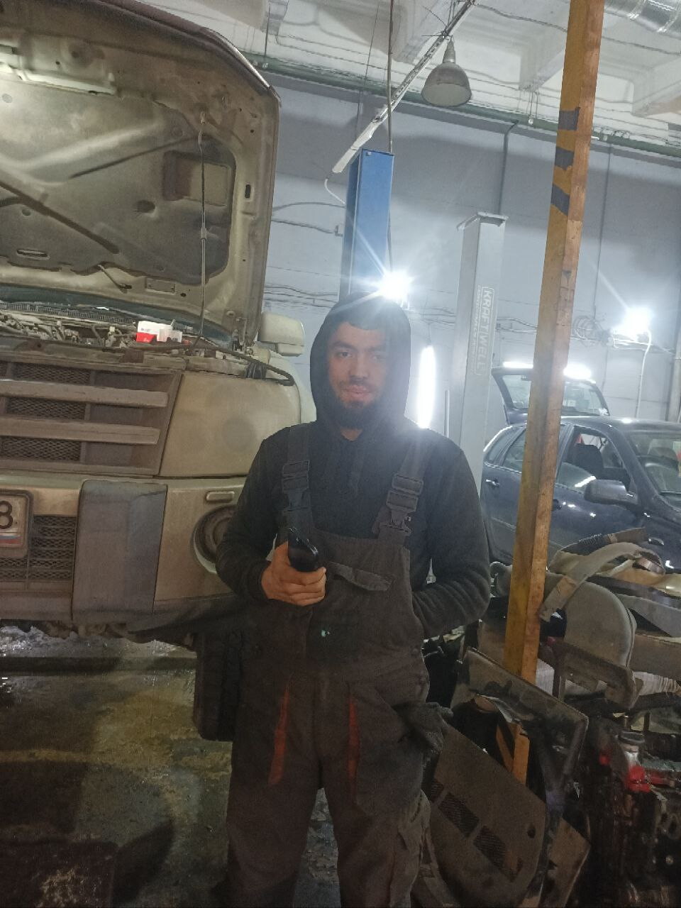 Умар Хадимов