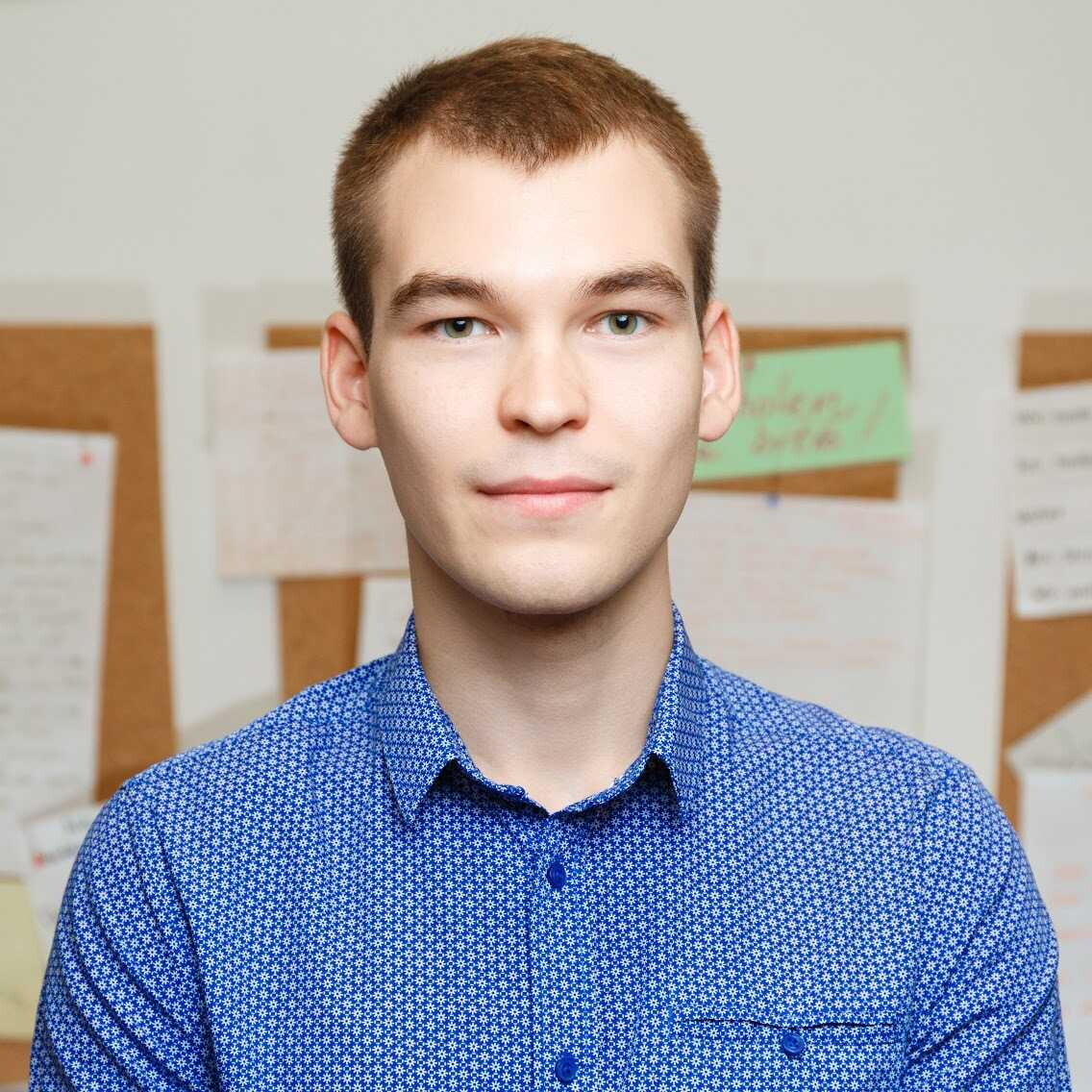 Гаврил Казаринов