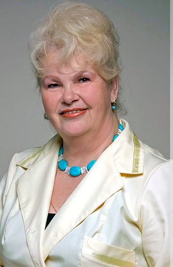 Анна Васильевна Лещенко