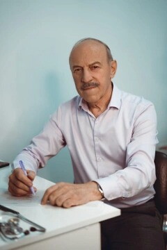 Борис Хажмуридович Эздеков