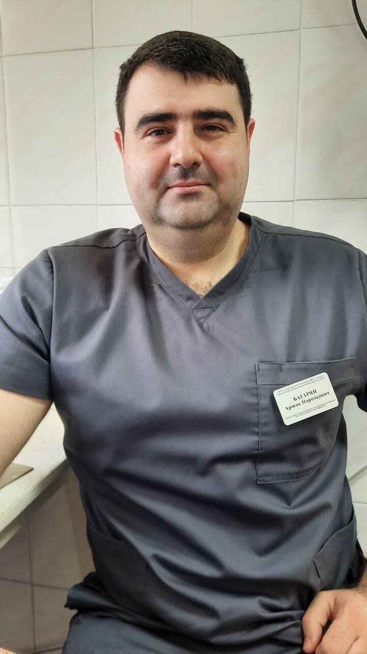 Аршак Парнакович Багарян