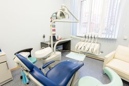 Стоматологическая клиника Академия Дент, с рейтингом 4 - находится по адресу Санкт-Петербург, Кондратьевский проспект, 66 к1 