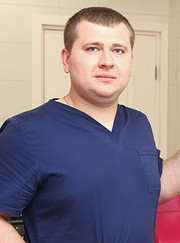 Имплантолог, стоматолог-хирург Александр Николаевич Демянчук