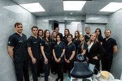 Стоматология Дентал Клиник, с рейтингом 4.9 - находится по адресу Мурманск, улица Капитана Орликовой, 39 