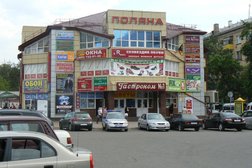 ТЦ Поляна, с рейтингом 1.7 - находится по адресу Московская область, Химки, Железнодорожная улица, 1 ст1 