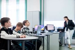 Школа программирования и дизайна для детей Новосибирская Академия Информационных Технологий, с рейтингом 4.6 - находится по адресу Красноярск, Краснодарская улица, 40/5 