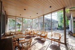 Отель Усадьба, с рейтингом 4.9 - находится по адресу Московская область, Мытищи, Осташковское шоссе, 57 