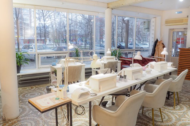 Nail brow bar 30 Zoon.ru