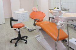 Стоматологическая клиника Аланта, с рейтингом 3.9 - находится по адресу Москва, Михневская улица, 8 