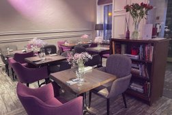 Ресторан Come Mode cafe, с рейтингом 4.5 - находится по адресу Санкт-Петербург, Парадная улица, 3 к2 