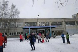 Средняя школа №59, с рейтингом 3.7 - находится по адресу Екатеринбург, Короткий переулок, 7 