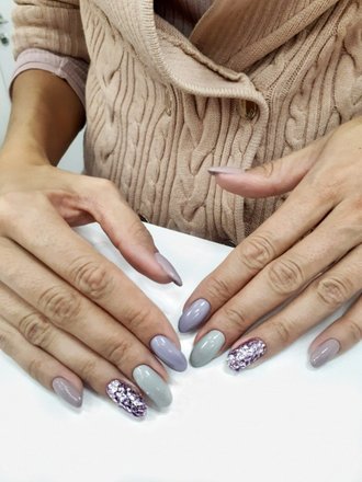 studiya krasoty nails up na metro vodnyj