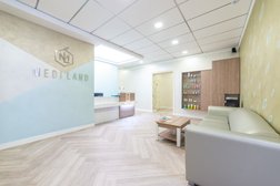 Клиника эстетической медицины Medi Land, с рейтингом 4.5 - находится по адресу Новосибирск, Железнодорожный район, 630004, Нарымская улица, 8А 