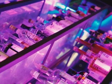 Санкт-Петербургтегі ең азғын клуб Санкт-Петербургтегі ең азғын клуб