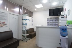 Стоматология Зубы без боли, с рейтингом 4.6 - находится по адресу Ульяновск, улица Радищева, 53 