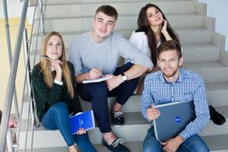 Университет Итмо, с рейтингом 4 - находится по адресу Санкт-Петербург, Новоизмайловский проспект, 34 к3 
