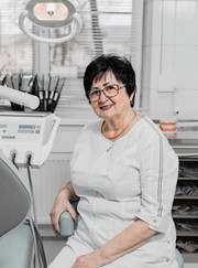 Стоматолог, пародонтолог Валентина Сергеевна Савкова