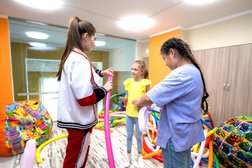 Детский развивающий центр Страна жирафика, с рейтингом 4 - находится по адресу Челябинск, улица Академика Макеева, 34 