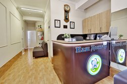 Стоматологическая клиника Наш доктор, с рейтингом 5 - находится по адресу Сочи, микрорайон Адлер, улица Ромашек, 42А 