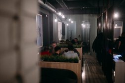 Лаундж-бар Skver, с рейтингом 4.7 - находится по адресу Ростов-на-Дону, проспект Космонавтов, 27в 