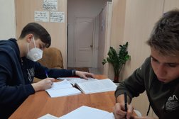 Репетиторский центр Лидер, с рейтингом 4.4 - находится по адресу Пенза, улица Бородина, 4 