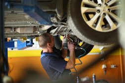 Автотехцентр Сервис плюс, с рейтингом 4.2 - находится по адресу Саратов, Танкистов улица, 84а 