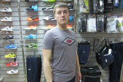 Магазин футбольной экипировки На турнире, с рейтингом 4.3 - находится по адресу Красноярск, улица Урванцева, 21 